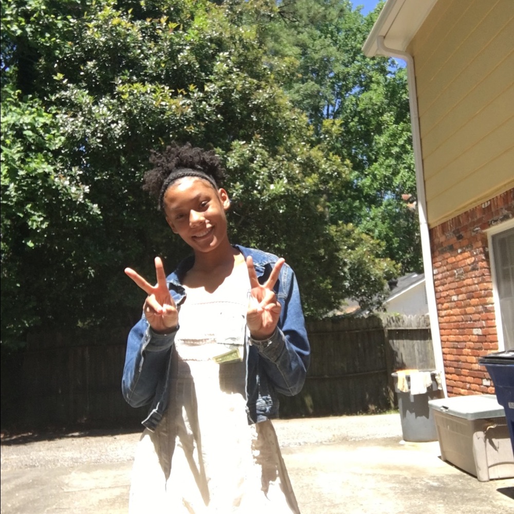 Meet your Posher, Xoe